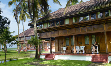 Coconut Lagoon Heritage Mansion